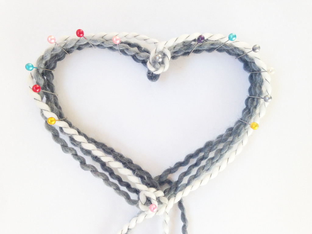 Learn how to crochet, a collection of Stitches, abbreviations, and video tutorials curated by Habiba from CraftifyMyLove.com