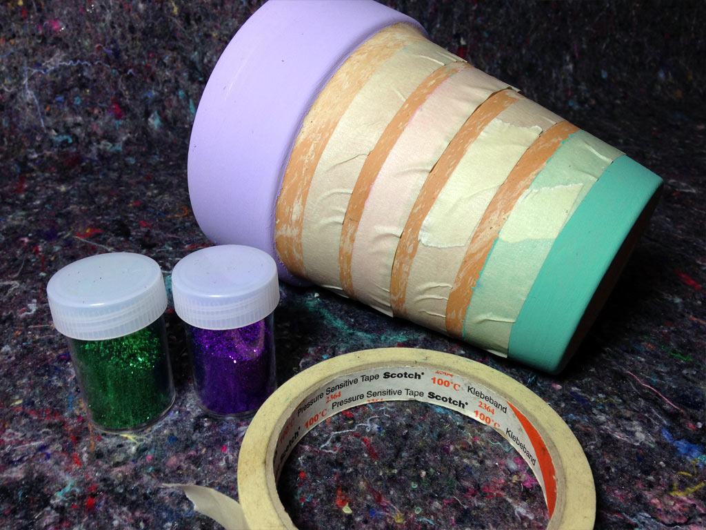 DIY spring and sparkly painted flower pot with glitter and pastel colors made by Habiba from Craftify My Love