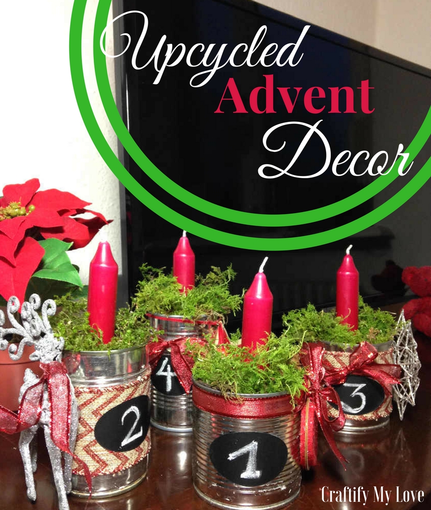 Upcycled Advent Decor from recycled tin cans plus natural moss and thrifted ornaments. Click for step by step instructions including video tutorial now | #adventwreath #upcyclingtincans #winterdecor #Christmasdecoration #videotutorial #reindeerornament #thrifted #upcycled #recycled #naturaldecor #moss