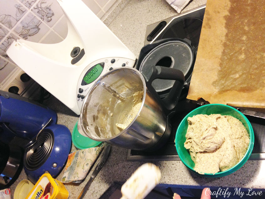 A Thermomix or kitchen aid are great helping tools to prepare the cookie dough for the Spitzbuben