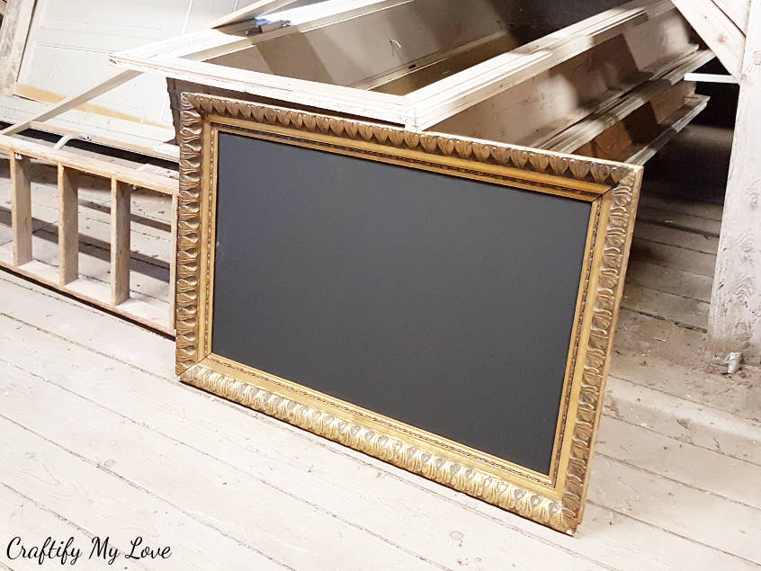 How to make a chalk board from an upcycled picture frame found in an attic