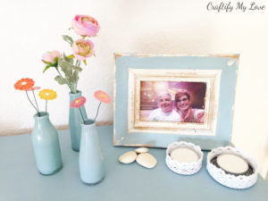 Quick and easy recycling craft project: DIY upcycled painted glass bottles turned vases