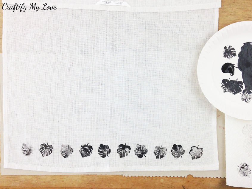 diy dish towels: when stamping on fabric blotches and an uneven pattern is ok